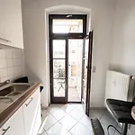 Moderne 3zimmer Mit Netflix Und Balkon דירה