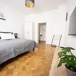 Moderne 3zimmer Mit Netflix Und Balkon