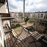 דירה Moderne 3zimmer Mit Netflix Und Balkon *