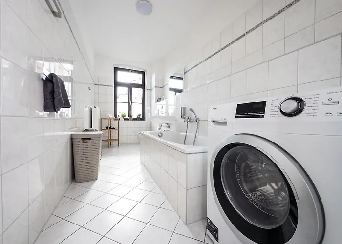Moderne 3zimmer Mit Netflix Und Balkon * Lipsko