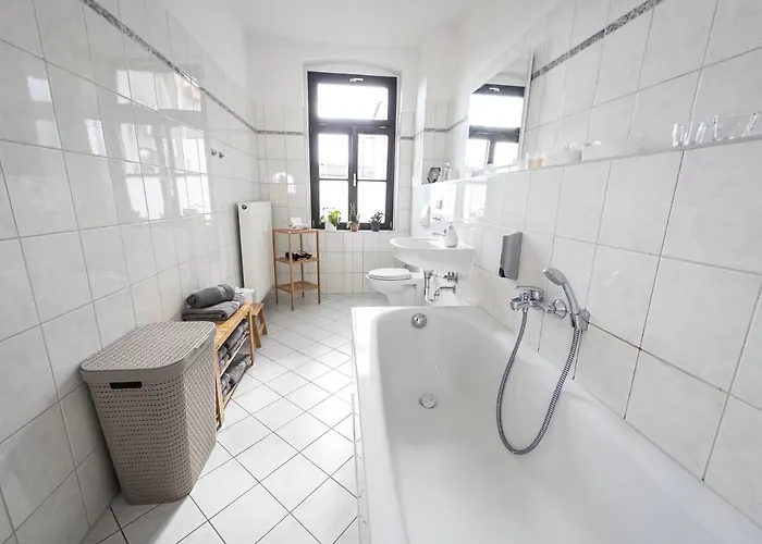Moderne 3zimmer Mit Netflix Und Balkon Lipsko